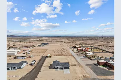 28813 N 201st Avenue, Wittmann, AZ 85361 - Photo 1