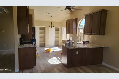 1002 E Hearne Way, Gilbert, AZ 85234 - Photo 5