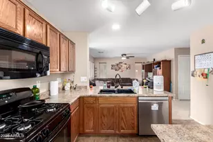 40344 W Thornberry Ln, Maricopa, AZ 85138 - Photo 17