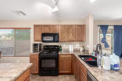 40344 W Thornberry Lane, Maricopa, AZ 85138 - Photo 5