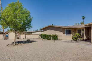 17037 N Pinion Ln, Sun City, AZ 85373 - Photo 21