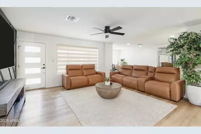 8024 E Hubbell Street, Scottsdale, AZ 85257 - Photo 7