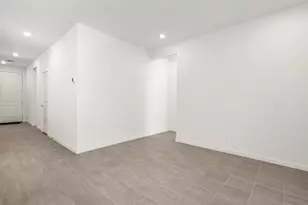 16035 W Bronco Trl, Surprise, AZ 85387 - Photo 11