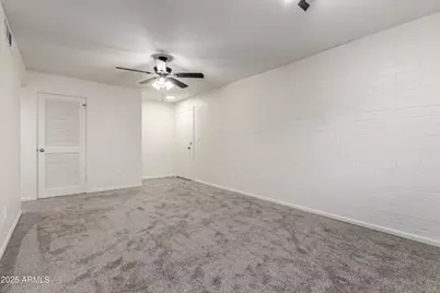 2608 W Berridge Lane #C-220, Phoenix, AZ 85017 - Photo 5