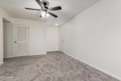 2608 W Berridge Lane #C-220, Phoenix, AZ 85017 - Photo 11