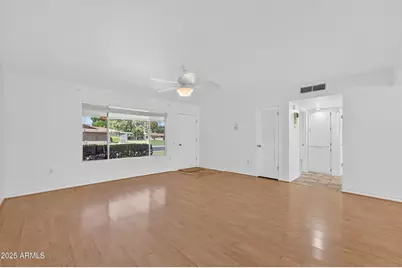 9821 W Pleasant Valley Road, Sun City, AZ 85351 - Photo 21