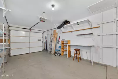 9821 W Pleasant Valley Road, Sun City, AZ 85351 - Photo 31