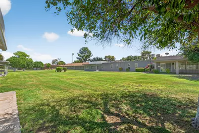 9821 W Pleasant Valley Road, Sun City, AZ 85351 - Photo 39