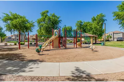 15933 N 19th Drive, Phoenix, AZ 85023 - Photo 37