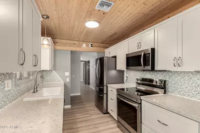 18617 N Kiva Drive, Sun City, AZ 85373 - Photo 11