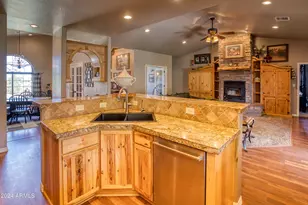 7631 Baldwin Ln, Taylor, AZ 85939 - Photo 9