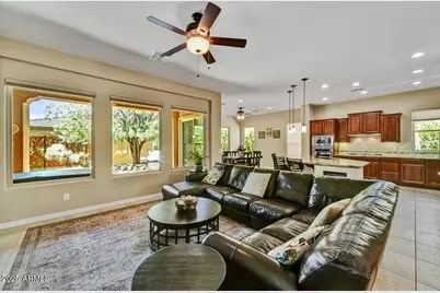 12903 W Brookhart Way, Peoria, AZ 85383 - Photo 15