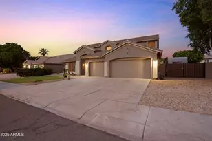 22471 N 79th Dr, Peoria, AZ 85383 - Photo 13