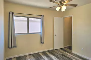 11943 W Delwood Dr, Arizona City, AZ 85123 - Photo 15