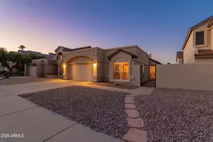 502 E Topeka Dr, Phoenix, AZ 85024 - Photo 33