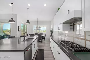 9258 W White Feather Ln, Peoria, AZ 85383 - Photo 11