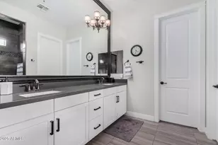 9258 W White Feather Ln, Peoria, AZ 85383 - Photo 17