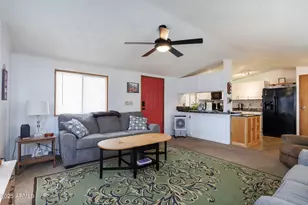 426 W Cottonwood Ln, Casa Grande, AZ 85122 - Photo 1