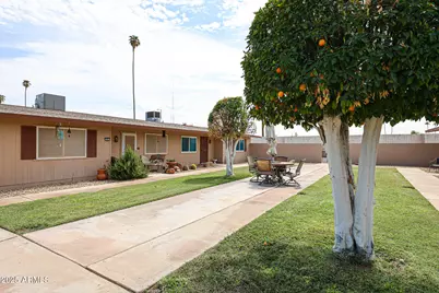 10855 W Santa Fe Drive, Sun City, AZ 85351 - Photo 3