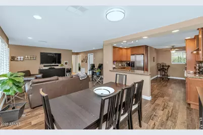 3009 N 43rd Place, Phoenix, AZ 85018 - Photo 5