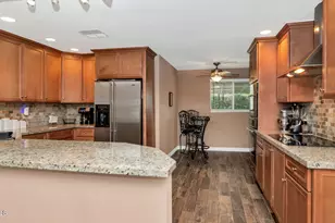 3009 N 43rd Pl, Phoenix, AZ 85018 - Photo 7