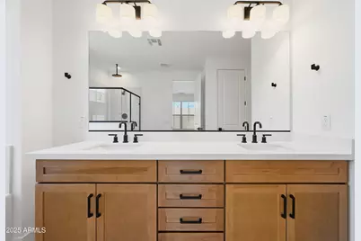 16752 W Saguaro Park Lane, Surprise, AZ 85387 - Photo 21