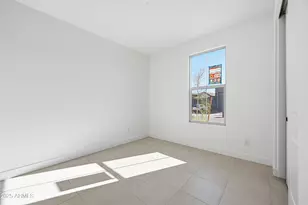 16752 W Saguaro Park Ln, Surprise, AZ 85387 - Photo 25