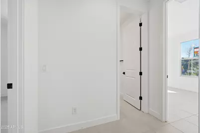 16752 W Saguaro Park Lane, Surprise, AZ 85387 - Photo 29