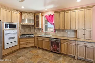 30305 N 243rd Ave, Wittmann, AZ 85361 - Photo 21