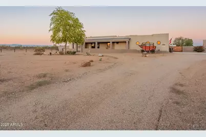 30305 N 243rd Avenue, Wittmann, AZ 85361 - Photo 17