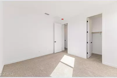 16931 W Desert Lane, Goodyear, AZ 85338 - Photo 33