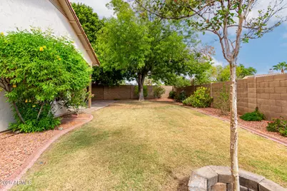 9529 W Runion Drive, Peoria, AZ 85382 - Photo 31