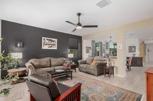 2536 E Paseo Dr, Casa Grande, AZ 85194 - Photo 9