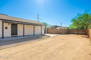 913 W Highland Ave, Phoenix, AZ 85013 - Photo 25