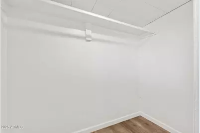 913 W Highland Avenue, Phoenix, AZ 85013 - Photo 15