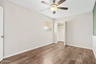 913 W Highland Ave, Phoenix, AZ 85013 - Photo 13