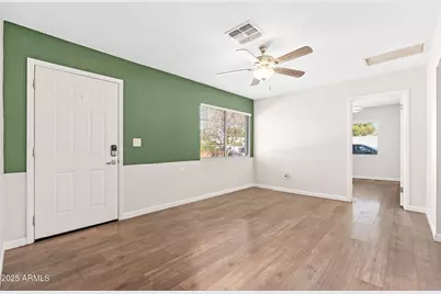 913 W Highland Avenue, Phoenix, AZ 85013 - Photo 5