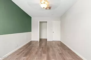 913 W Highland Ave, Phoenix, AZ 85013 - Photo 17