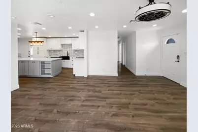 2337 W Tierra Buena Lane, Phoenix, AZ 85023 - Photo 11