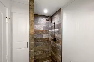 2337 W Tierra Buena Ln, Phoenix, AZ 85023 - Photo 17