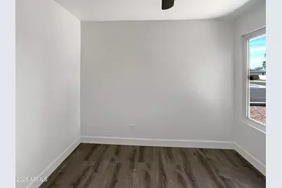 2337 W Tierra Buena Lane, Phoenix, AZ 85023 - Photo 17