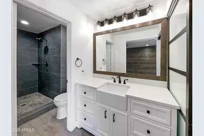 2337 W Tierra Buena Lane, Phoenix, AZ 85023 - Photo 7