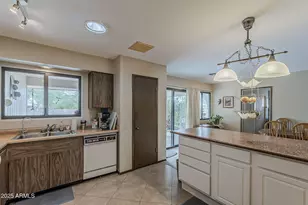 13127 W Blue Bonnet Dr, Sun City West, AZ 85375 - Photo 15