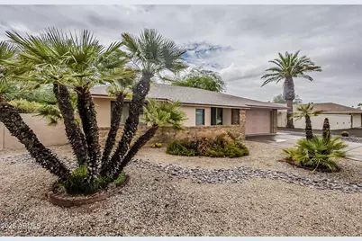 13127 W Blue Bonnet Drive, Sun City West, AZ 85375 - Photo 3