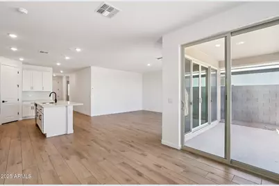 4619 S 95th Drive, Tolleson, AZ 85353 - Photo 9