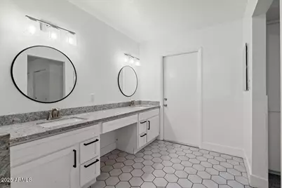 10037 N 42nd Drive, Phoenix, AZ 85051 - Photo 25