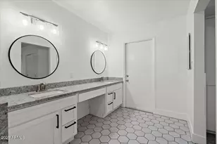 10037 N 42nd Dr, Phoenix, AZ 85051 - Photo 25