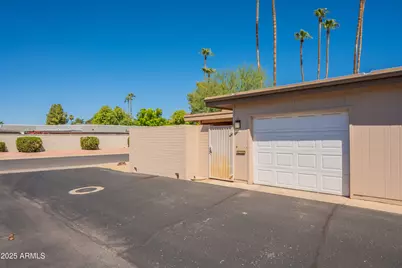 16801 N 103rd Avenue, Sun City, AZ 85351 - Photo 27