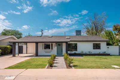 3417 E Montecito Avenue, Phoenix, AZ 85018 - Photo 1