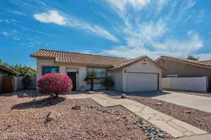 14447 S 40th Pl, Phoenix, AZ 85044 - Photo 3